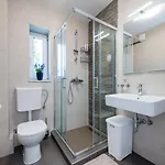 Chris's 2 Apartman